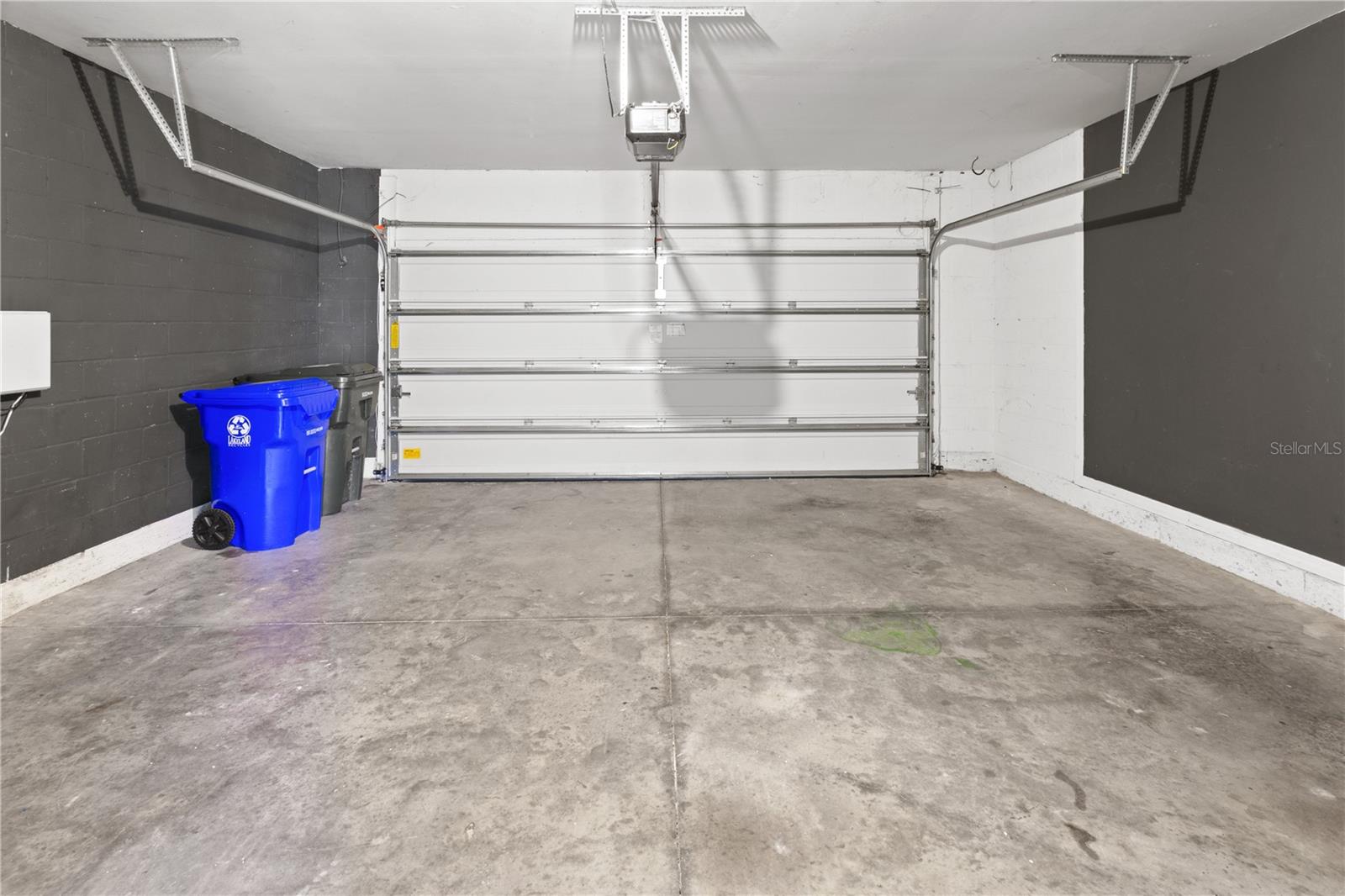 Image 26 of 41 For 2651 Grandbury Grove Road