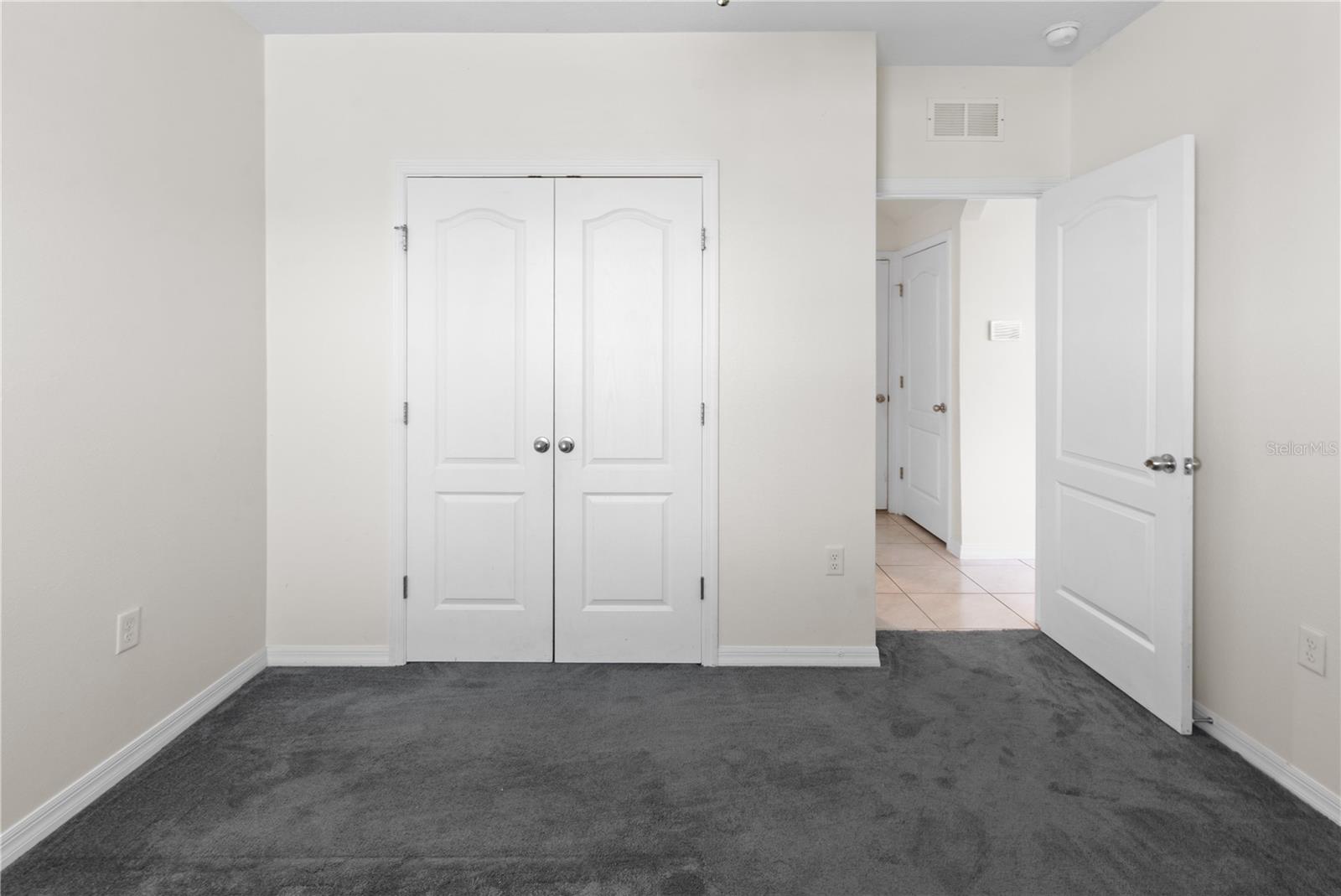 Image 27 of 41 For 2651 Grandbury Grove Road