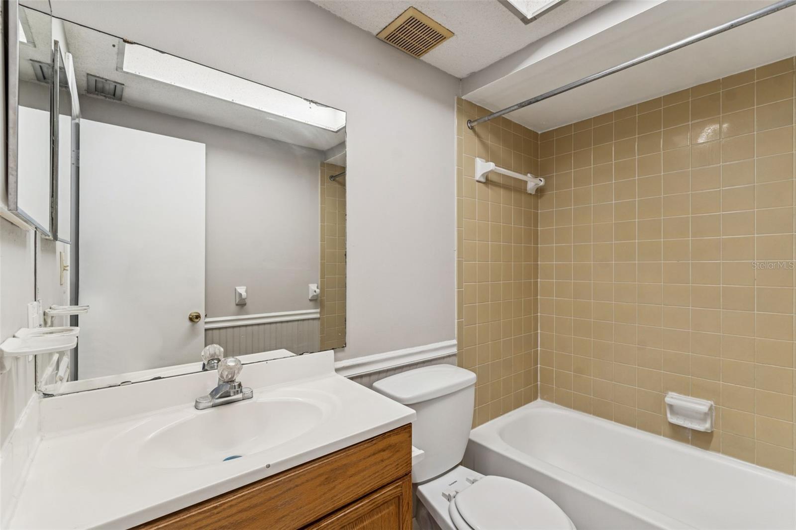 Image 27 of 55 For 6024 Norton Road