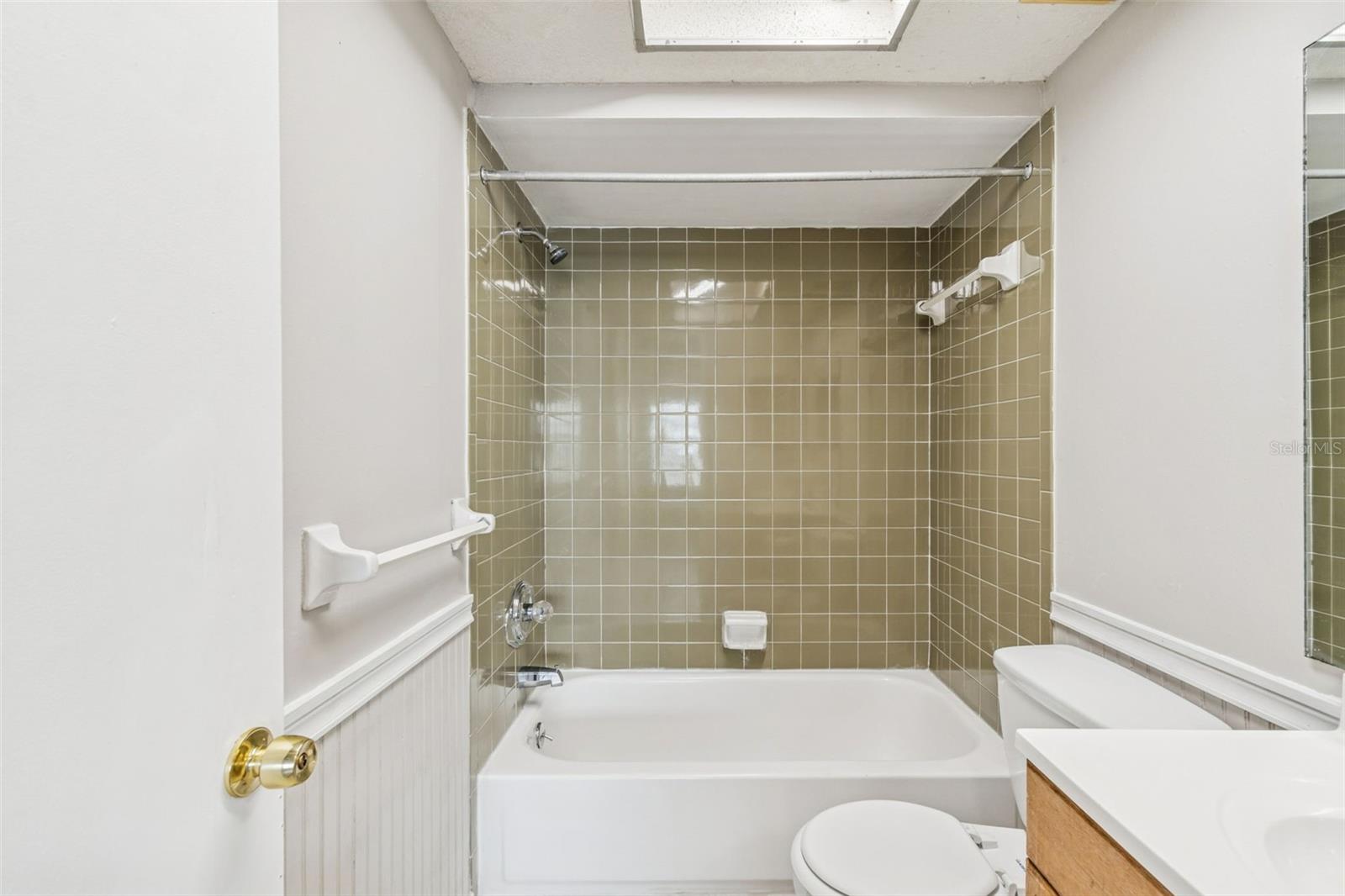 Image 36 of 55 For 6024 Norton Road