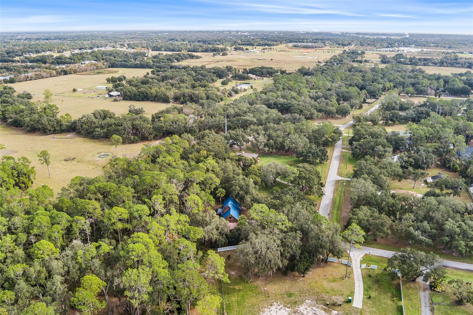 Image 33 of 41 For 1743 Itchepackesassa Drive