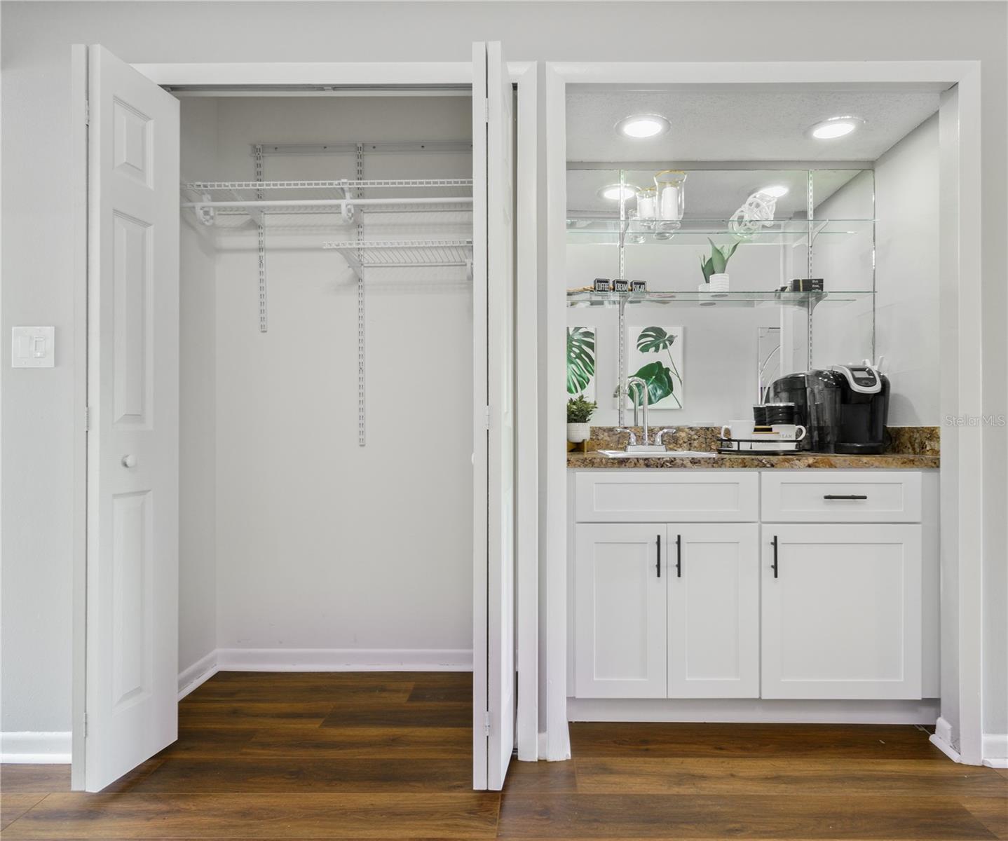 Image 17 of 30 For 5225 Imperial Lakes Boulevard 53