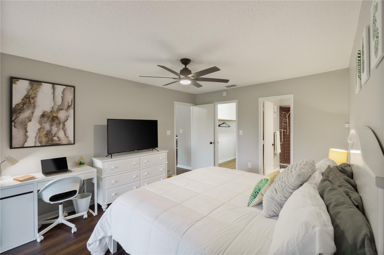 Image 18 of 30 For 5225 Imperial Lakes Boulevard 53