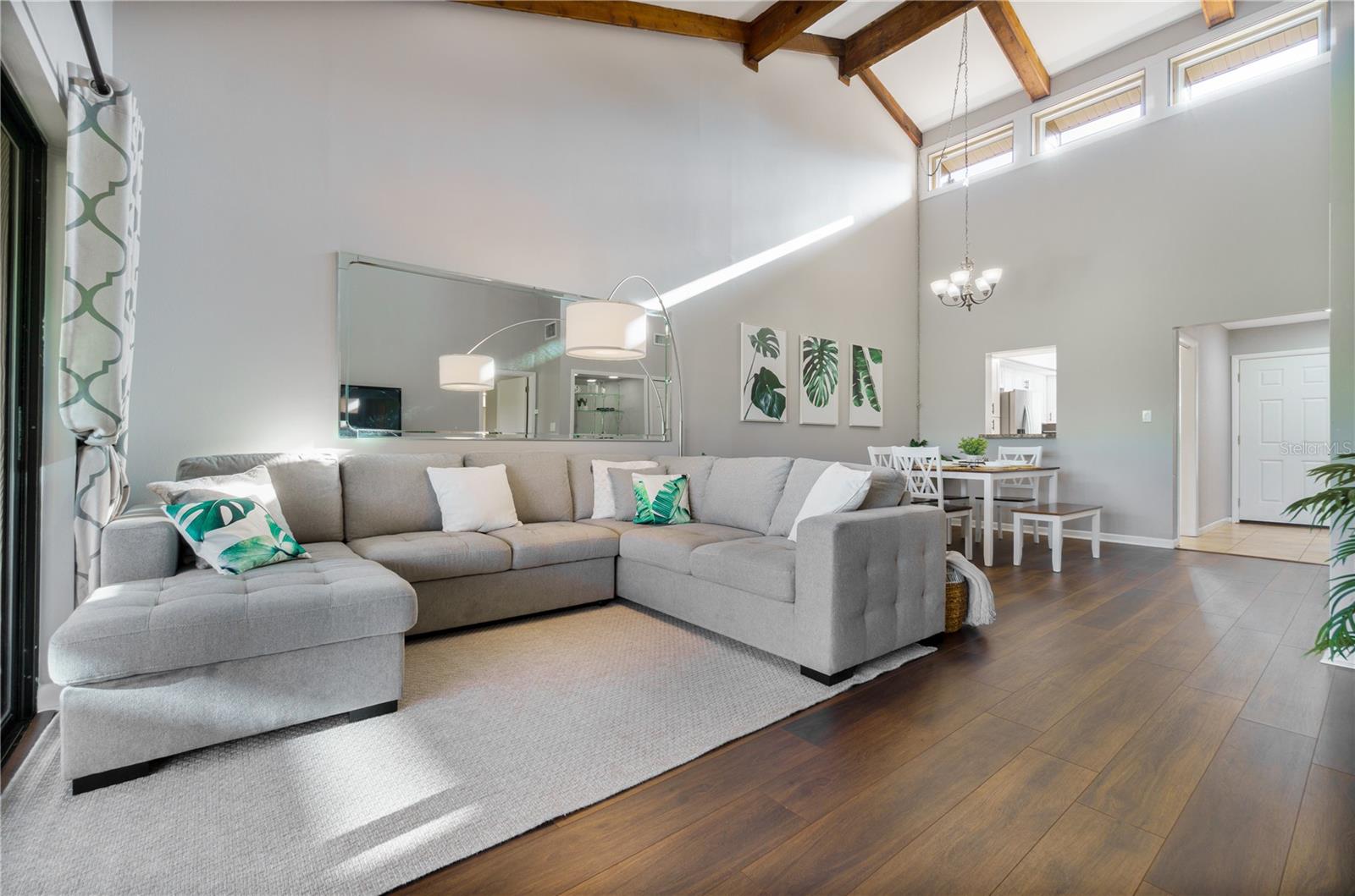 Image 5 of 30 For 5225 Imperial Lakes Boulevard 53