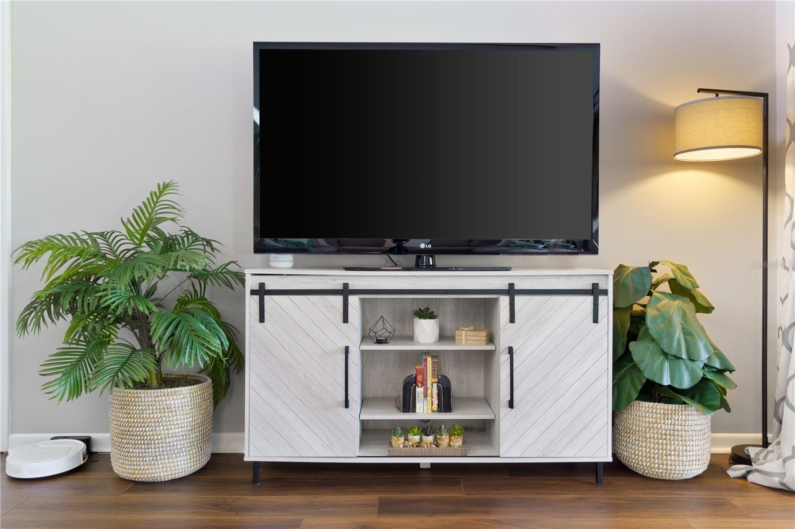 Image 7 of 30 For 5225 Imperial Lakes Boulevard 53