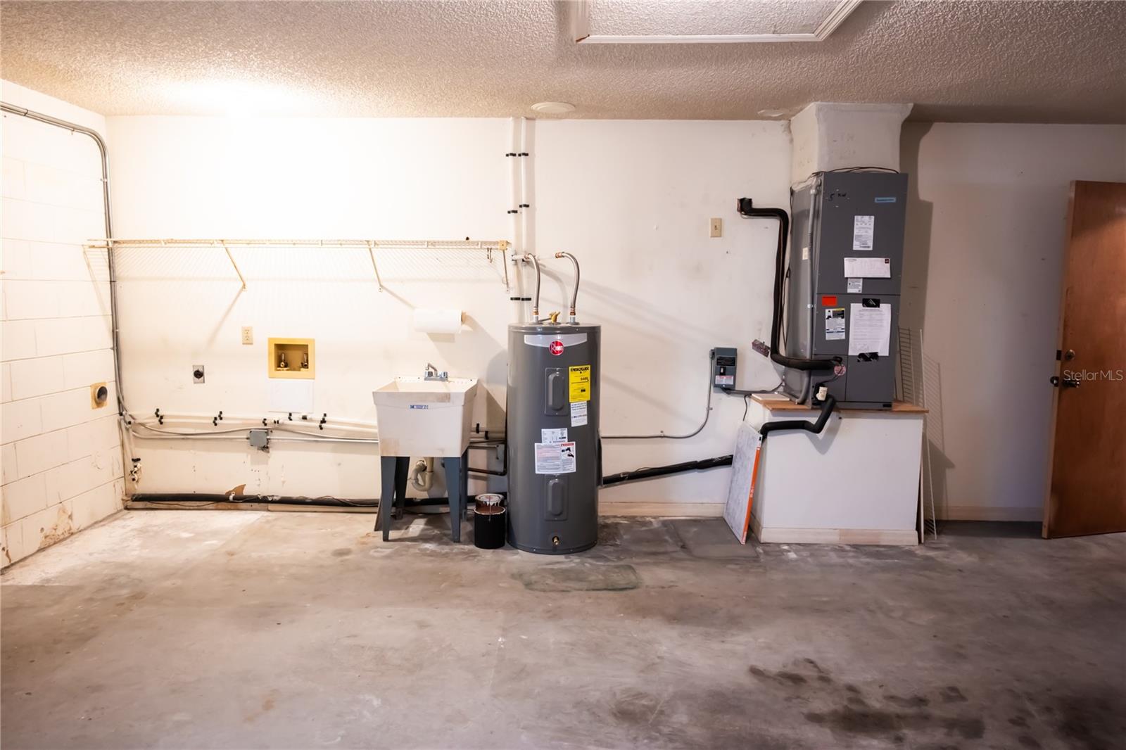 Image 26 of 29 For 7607 Lewis Road