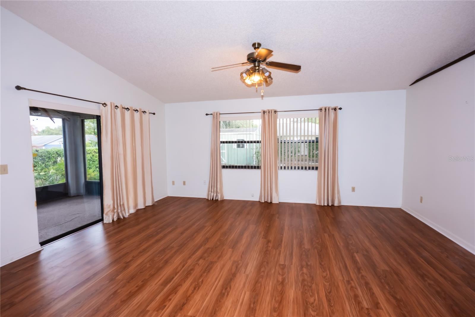 Image 4 of 29 For 7607 Lewis Road