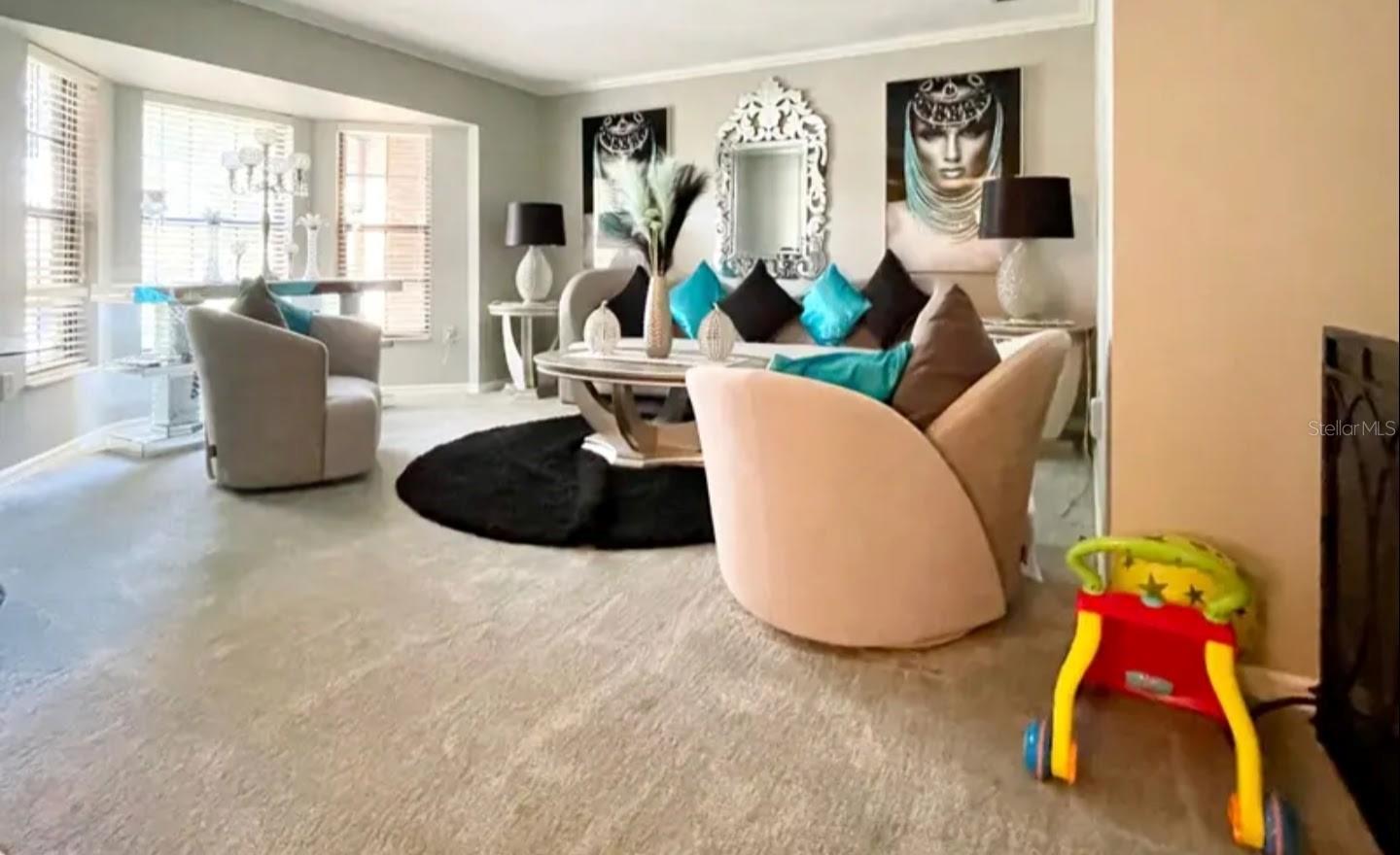 Image 5 of 10 For 1102 Sugartree Drive S