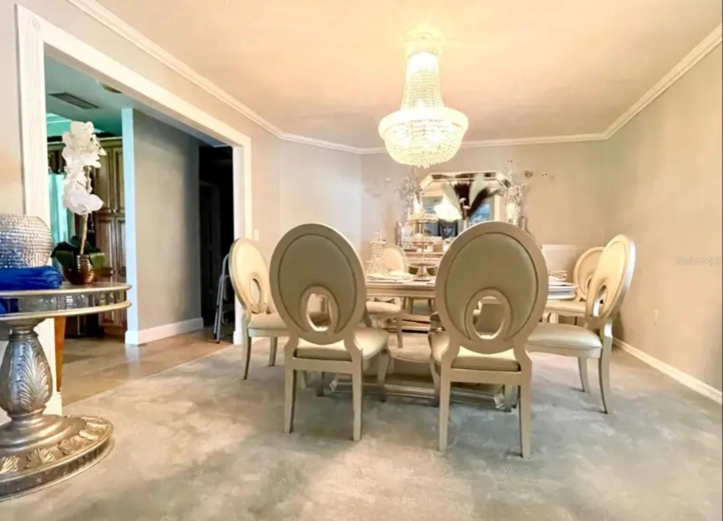 Image 6 of 10 For 1102 Sugartree Drive S