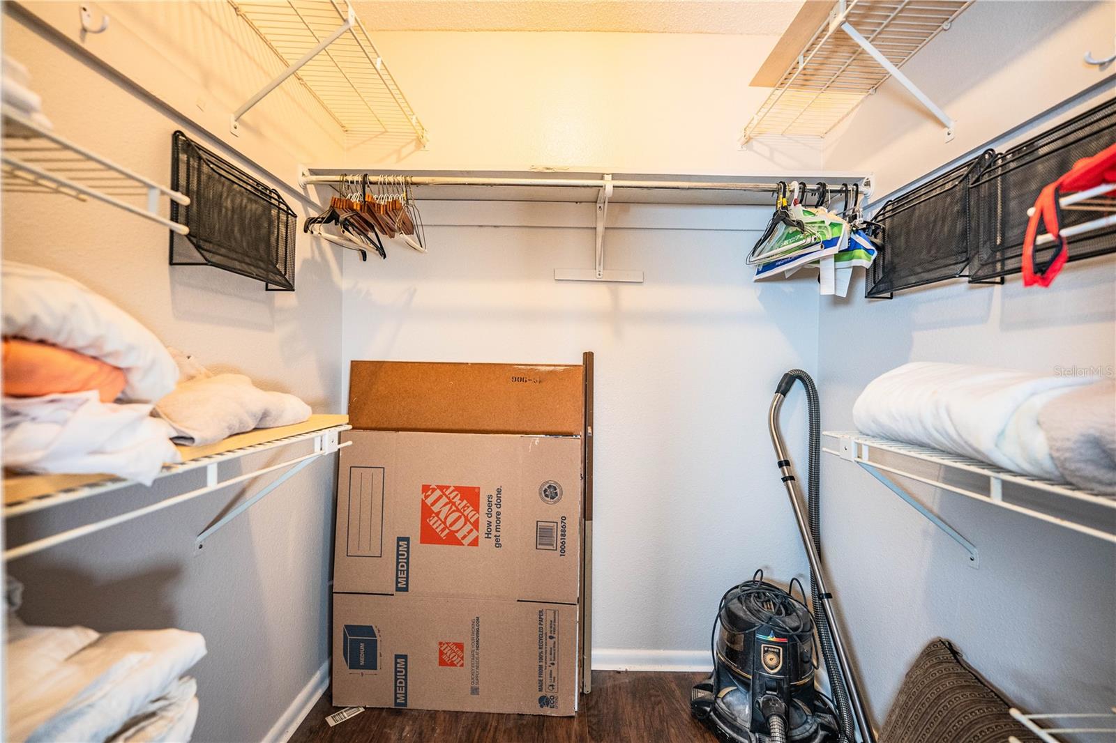 Image 18 of 32 For 612 Avery Lane