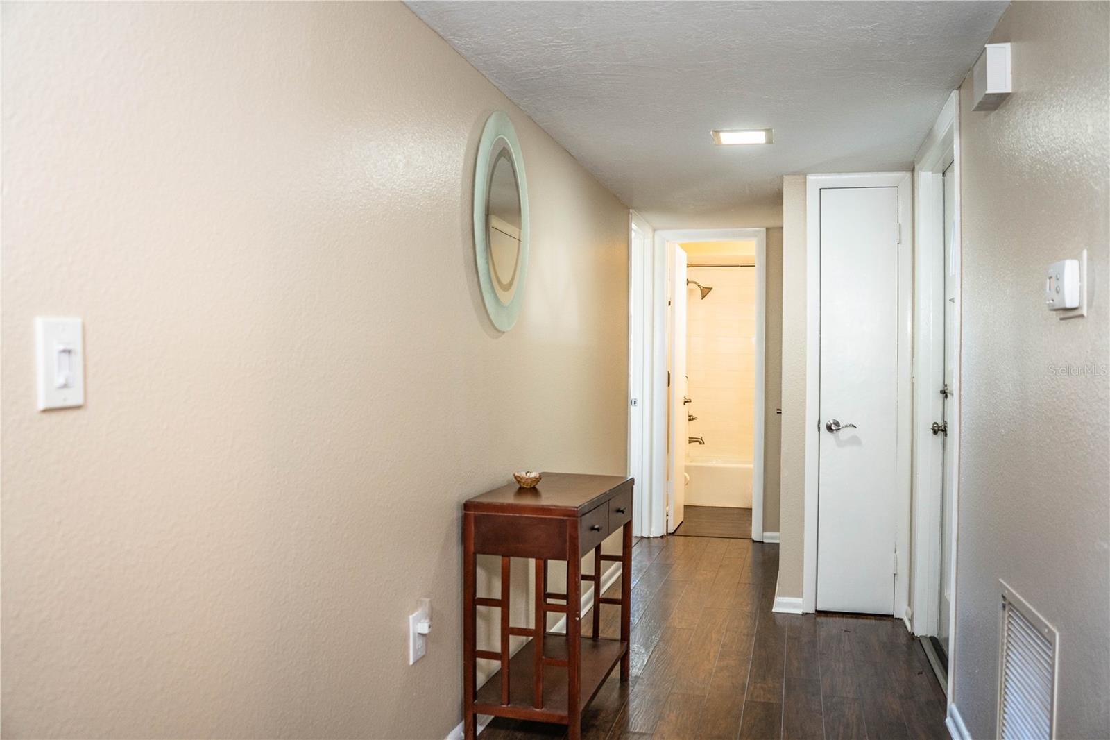 Image 4 of 32 For 612 Avery Lane