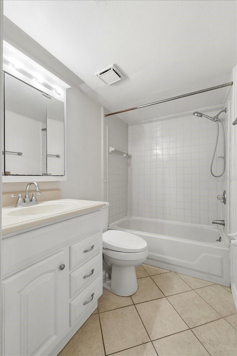 Image 13 of 28 For 1716 Lafayette Court 1716