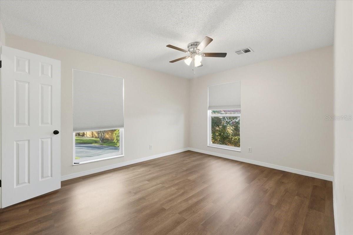 Image 17 of 28 For 1716 Lafayette Court 1716