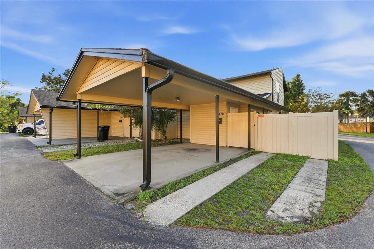 Image 2 of 28 For 1716 Lafayette Court 1716