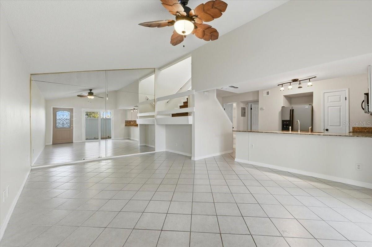 Image 5 of 28 For 1716 Lafayette Court 1716