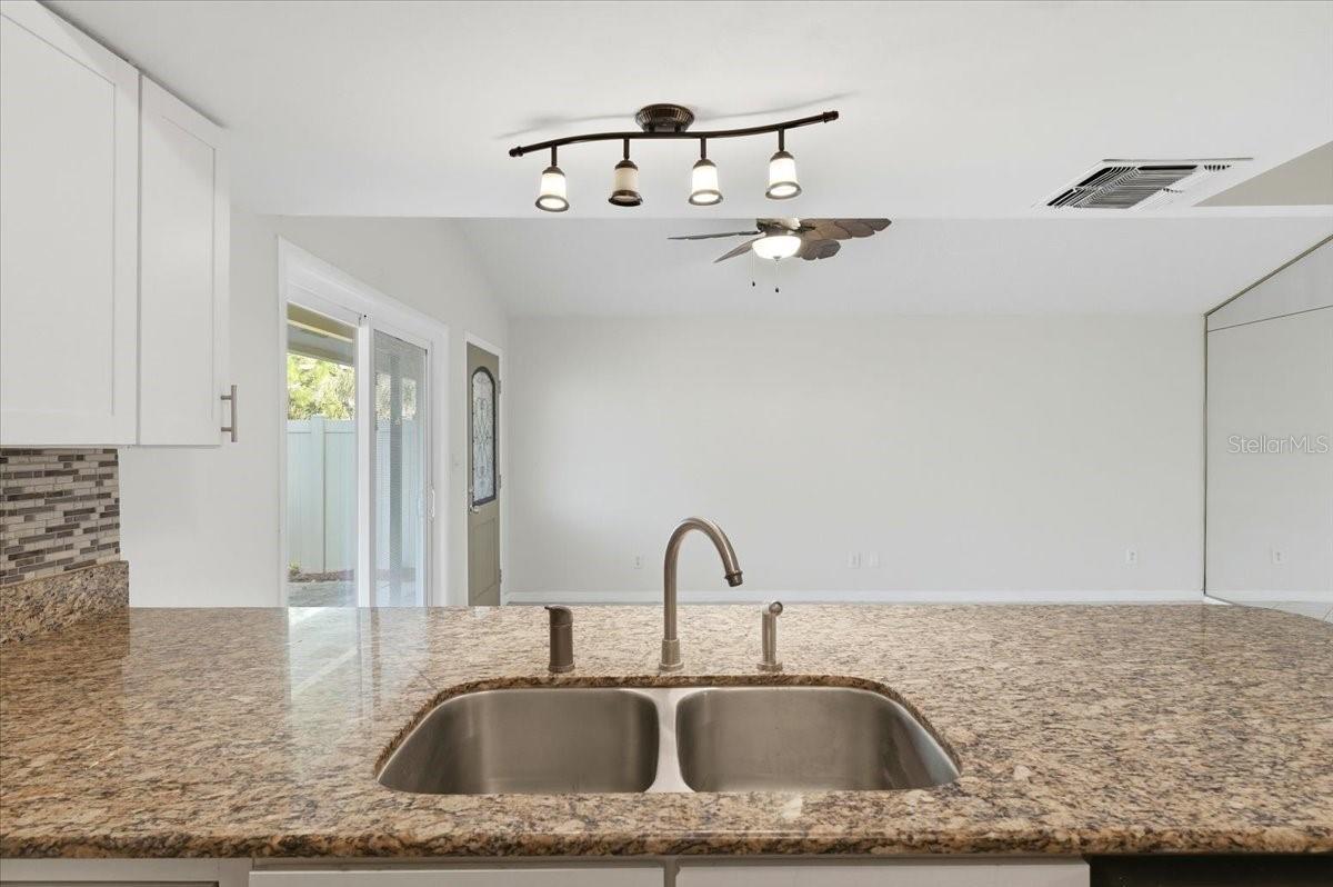 Image 9 of 28 For 1716 Lafayette Court 1716