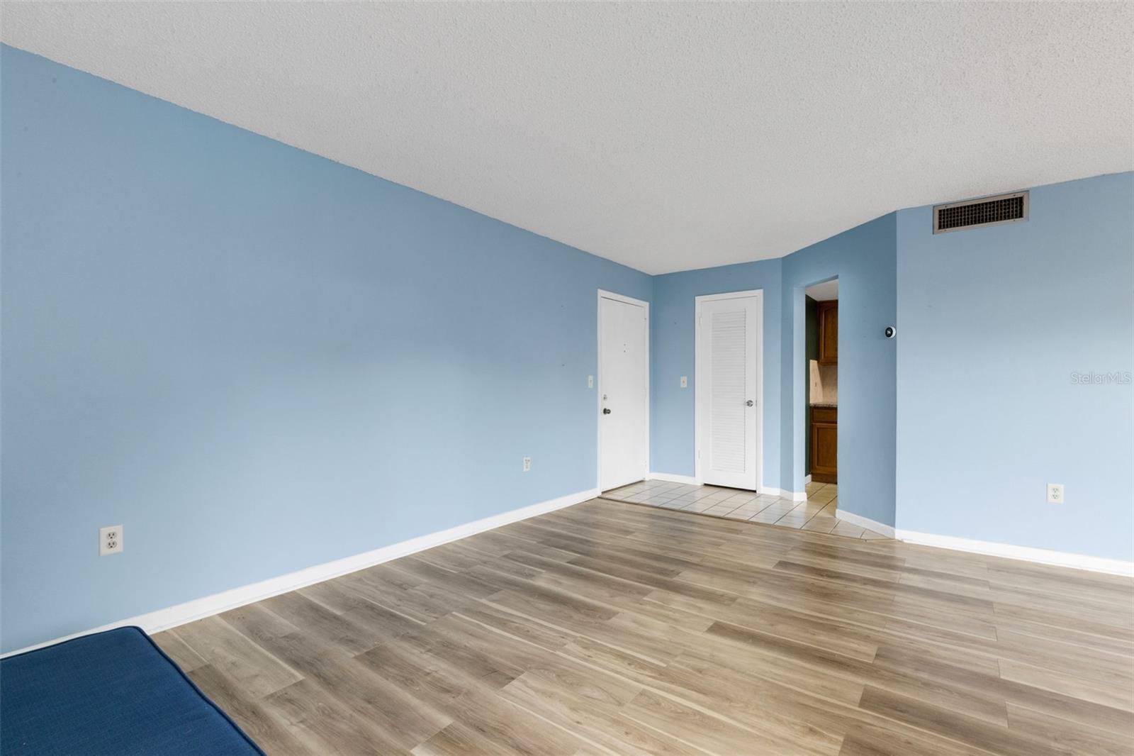 Image 10 of 36 For 2025 Sylvester Road N110