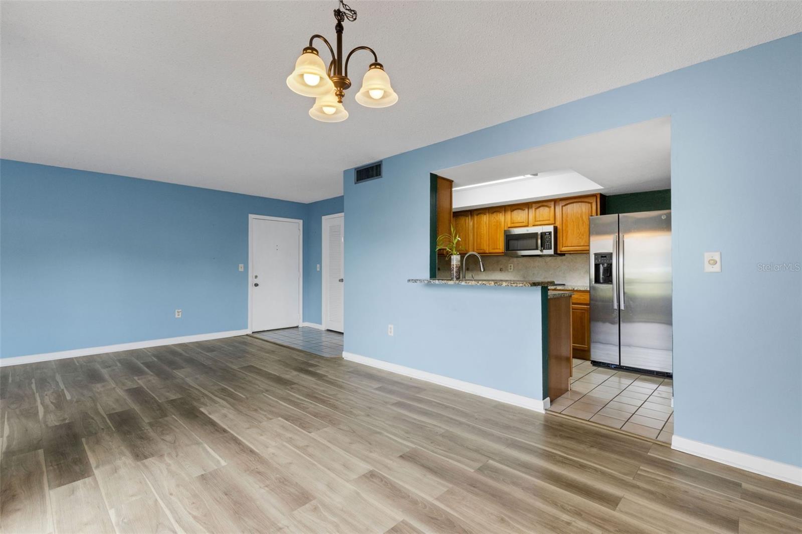 Image 6 of 36 For 2025 Sylvester Road N110