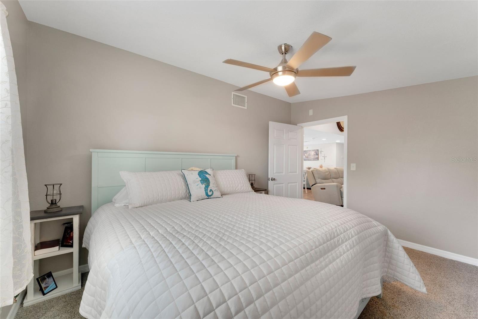 Image 17 of 49 For 5418 Cooper Lane