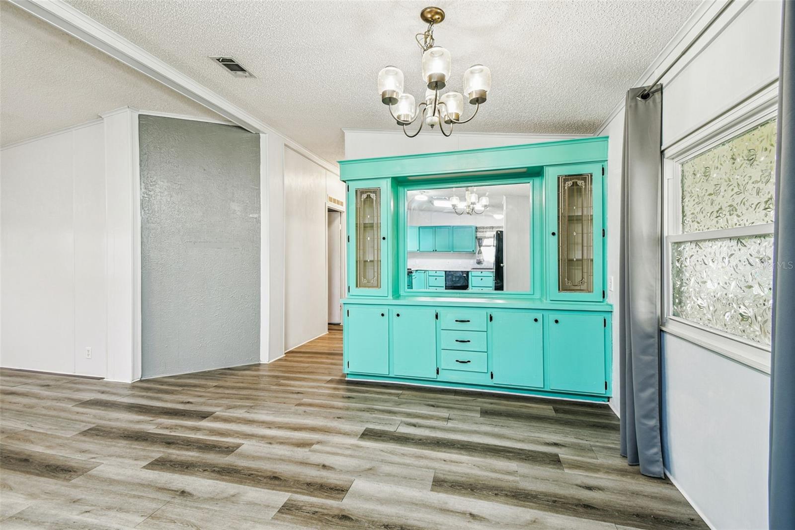 Image 19 of 58 For 1811 Sherwood Hill Dr