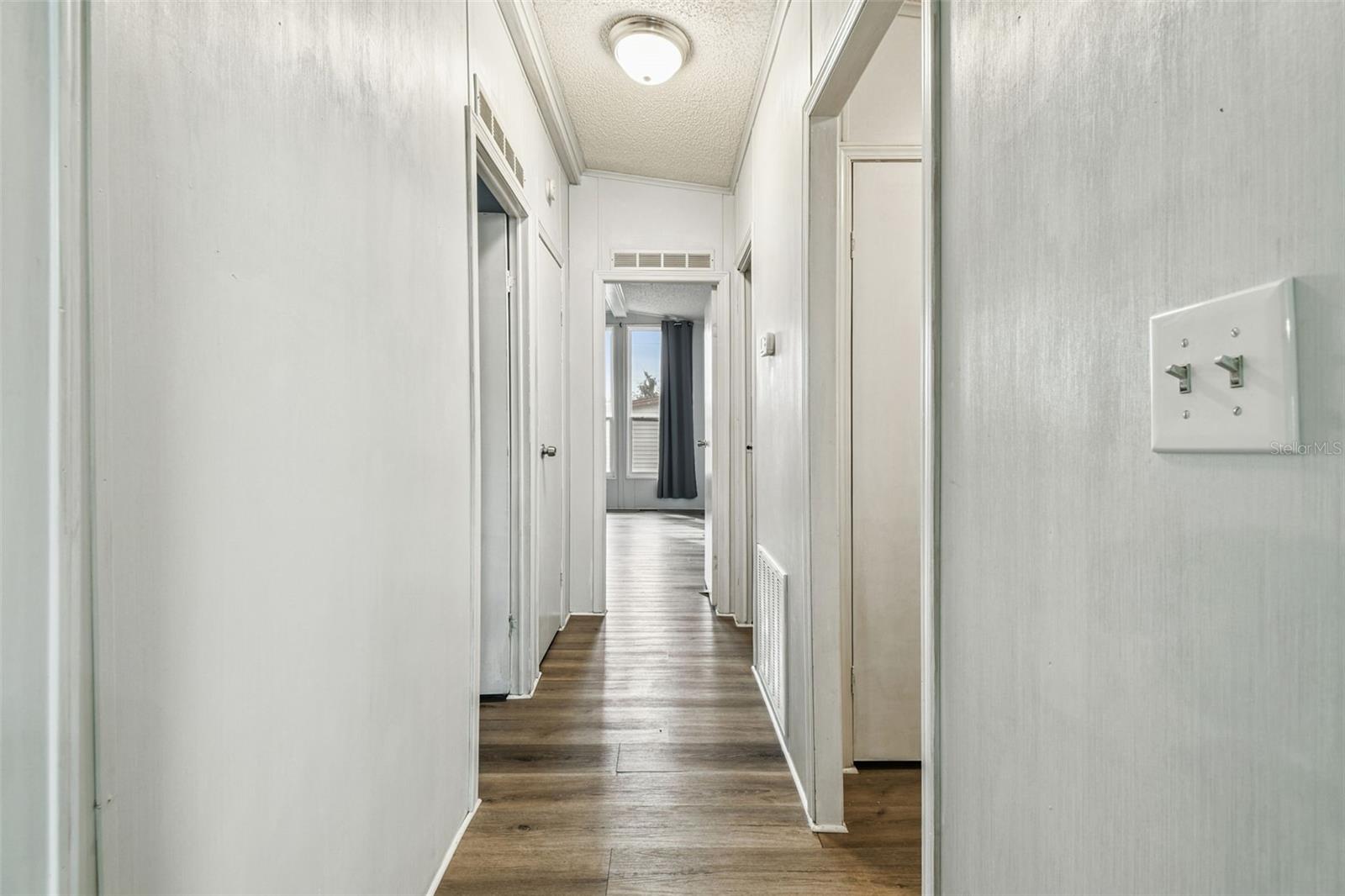 Image 28 of 58 For 1811 Sherwood Hill Dr