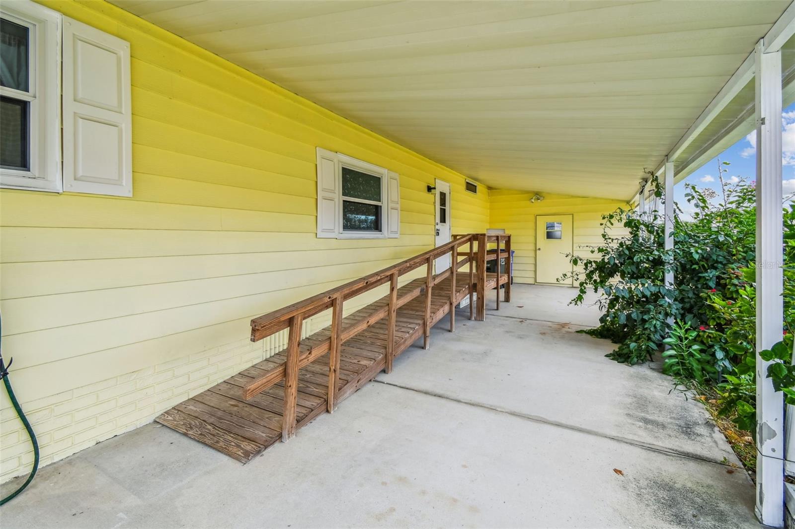 Image 9 of 58 For 1811 Sherwood Hill Dr