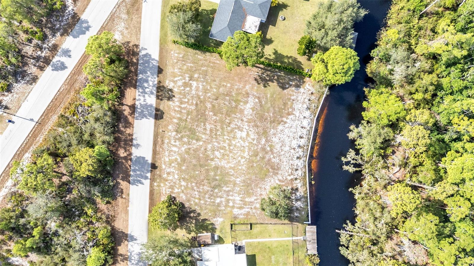 Image 7 of 13 For 1100 Sycamore Street