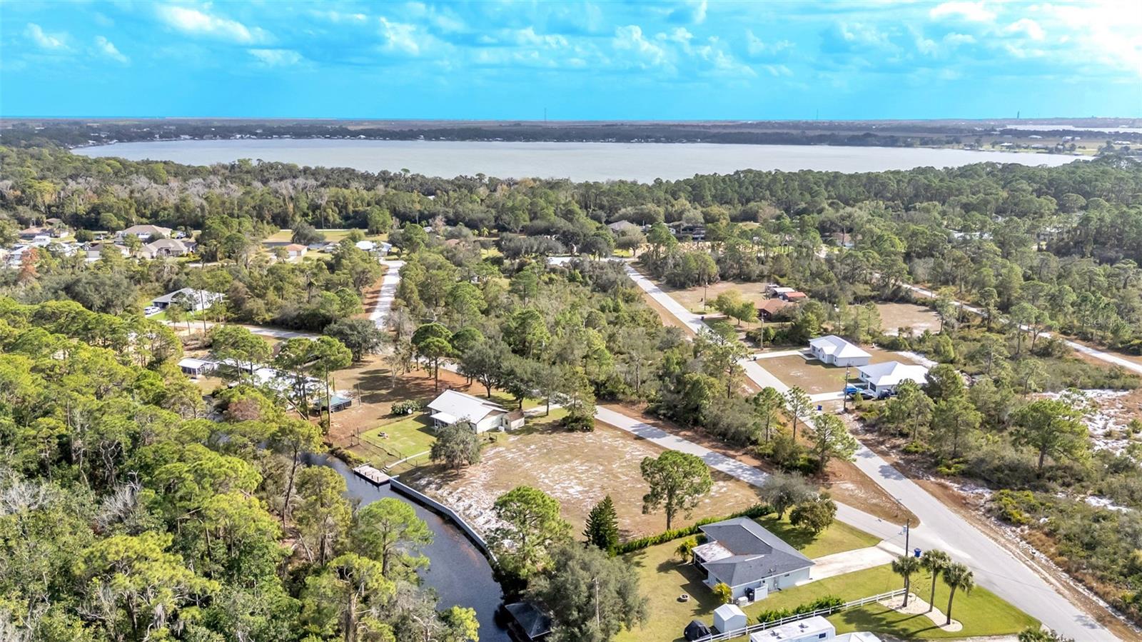 Image 9 of 13 For 1100 Sycamore Street