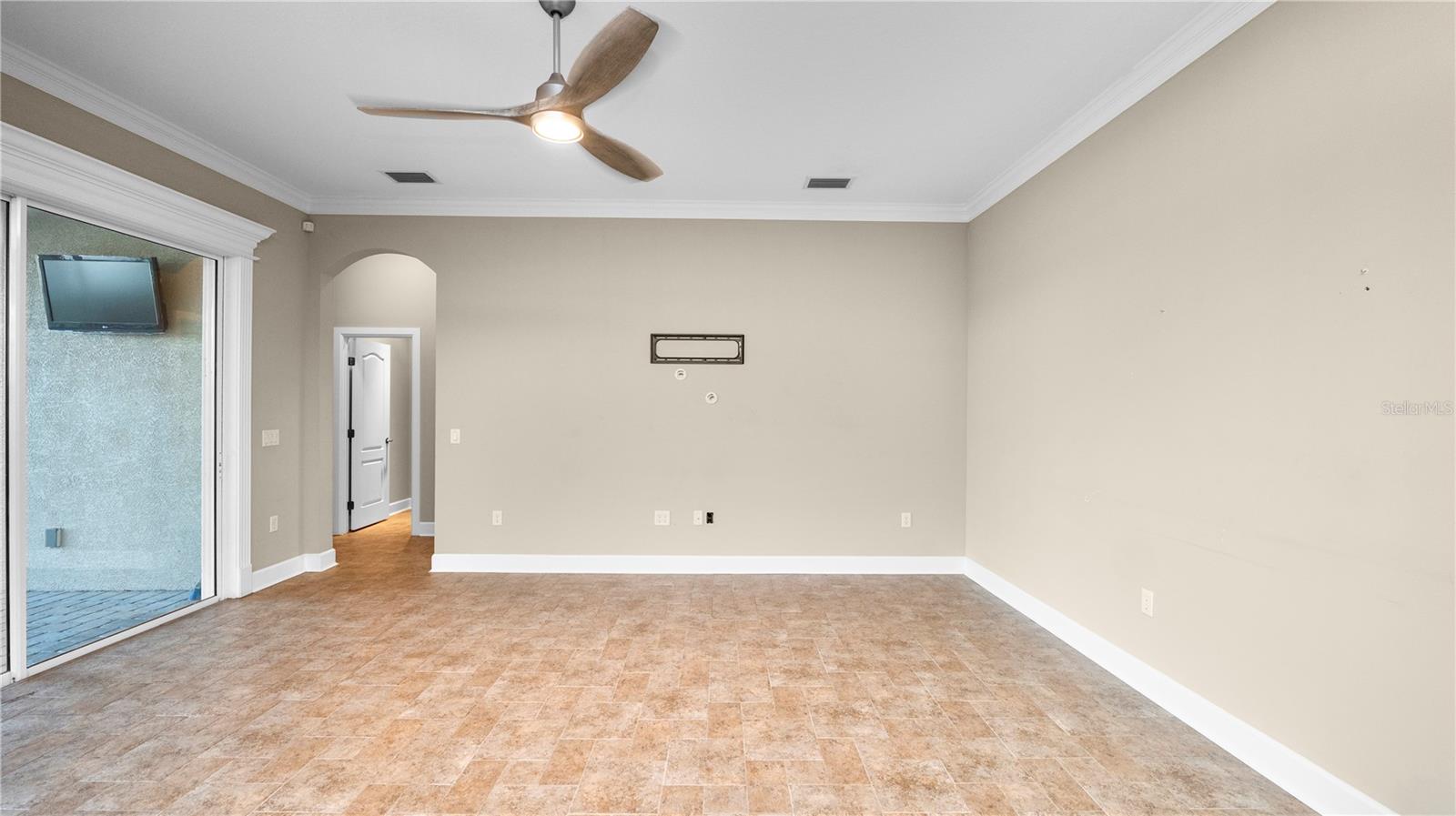 Image 20 of 67 For 1852 Richmond Way