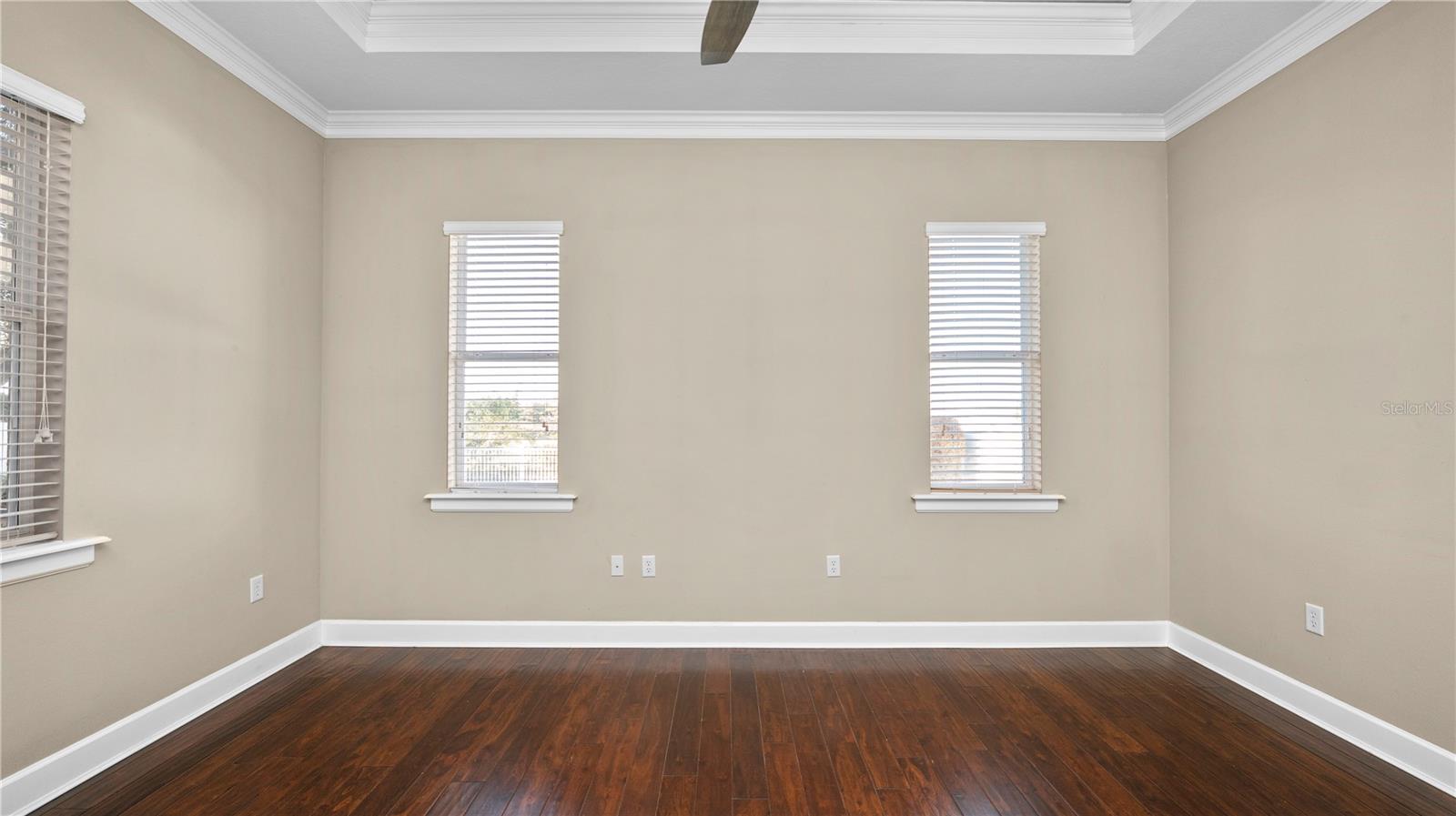 Image 23 of 67 For 1852 Richmond Way