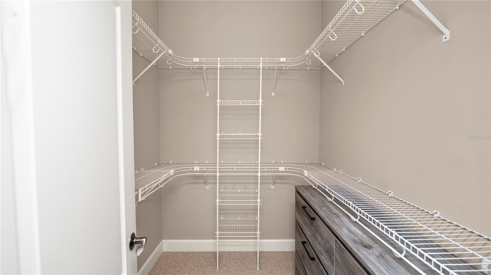 Image 31 of 67 For 1852 Richmond Way