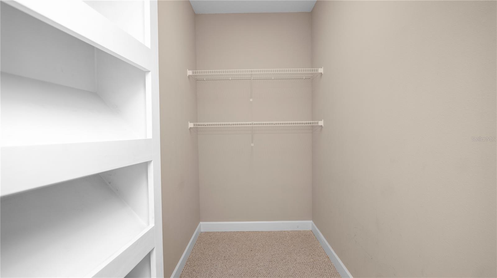 Image 32 of 67 For 1852 Richmond Way