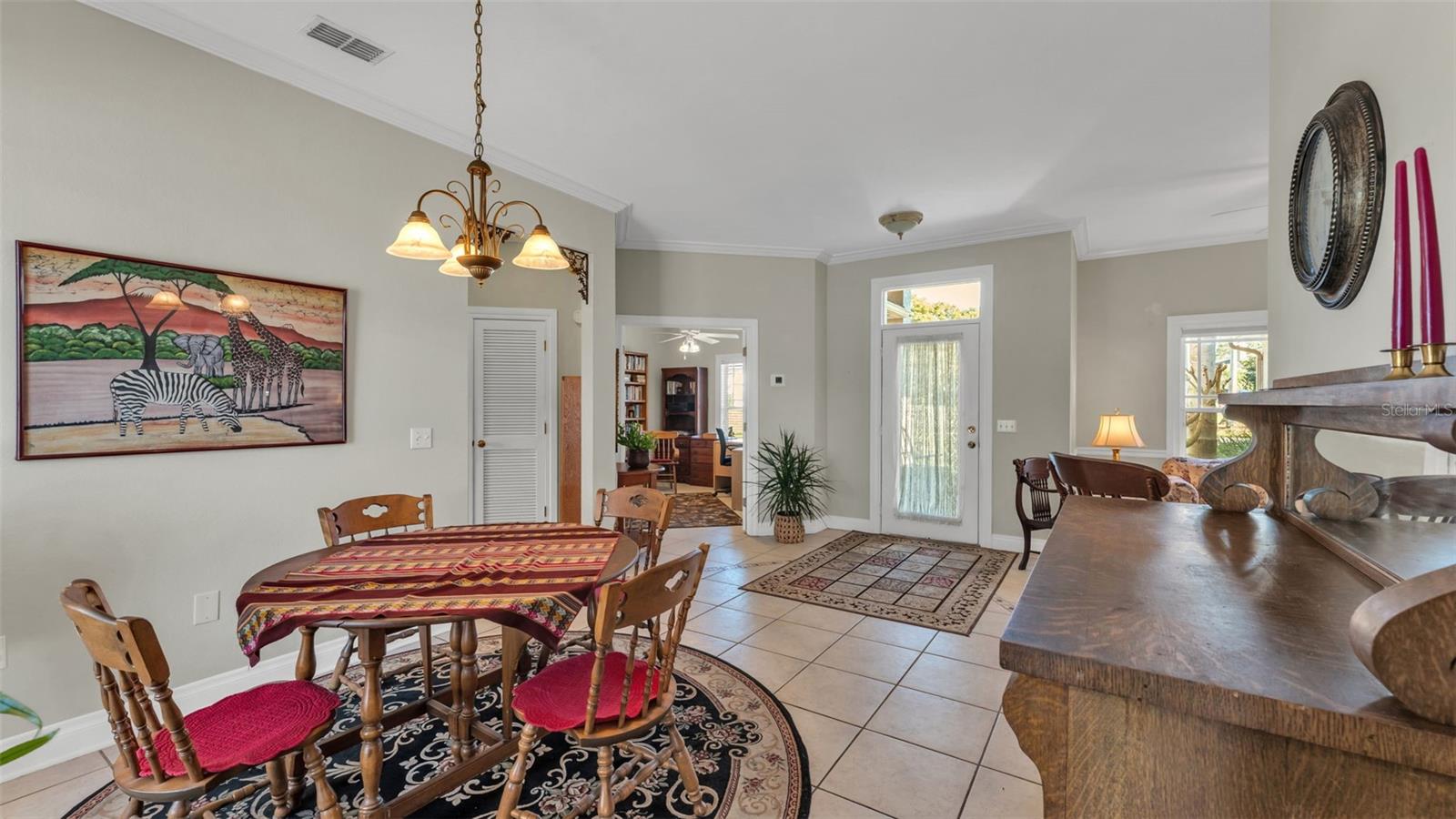 Image 10 of 45 For 6760 Englelake Drive