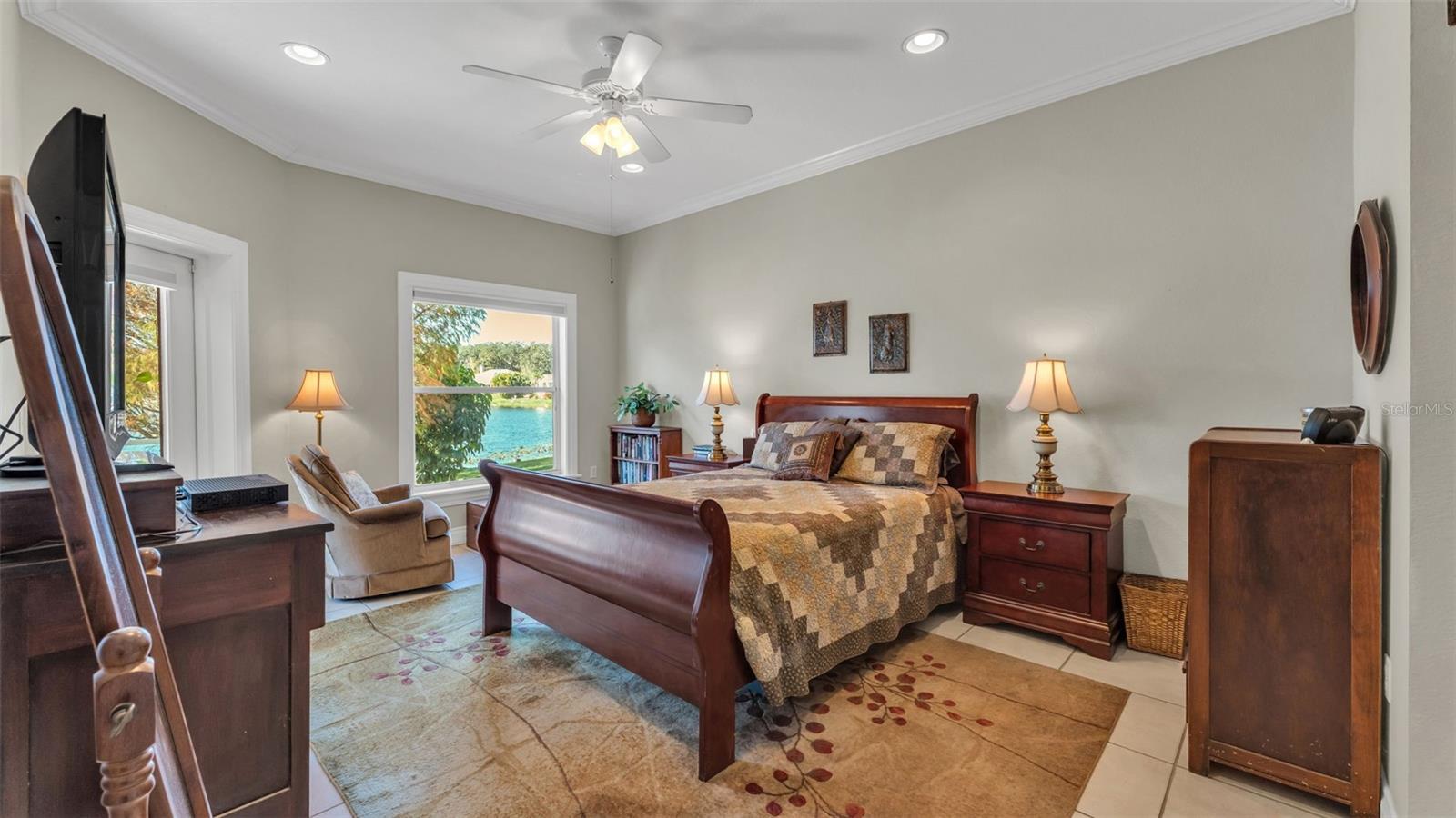 Image 18 of 45 For 6760 Englelake Drive