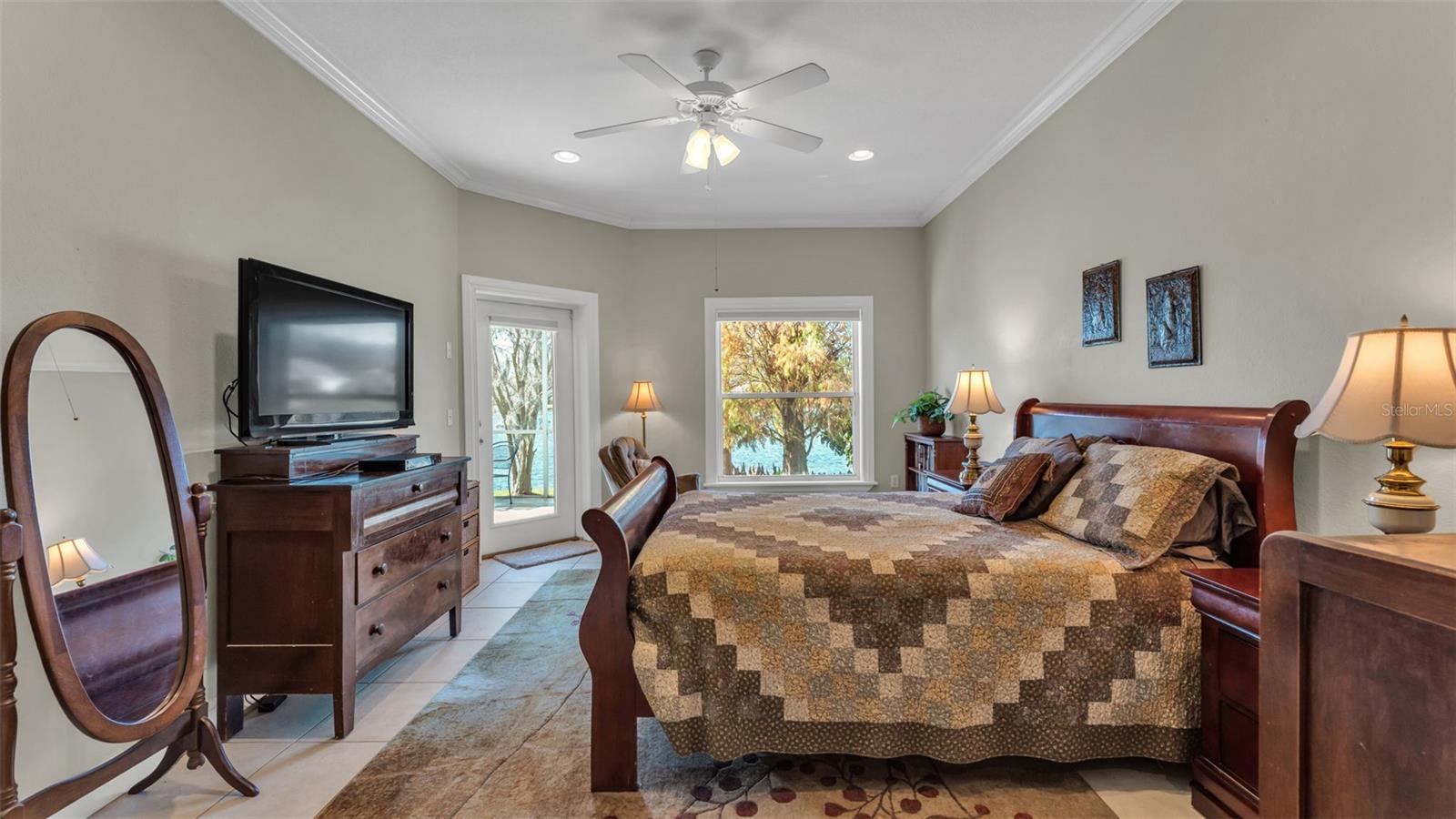 Image 20 of 45 For 6760 Englelake Drive