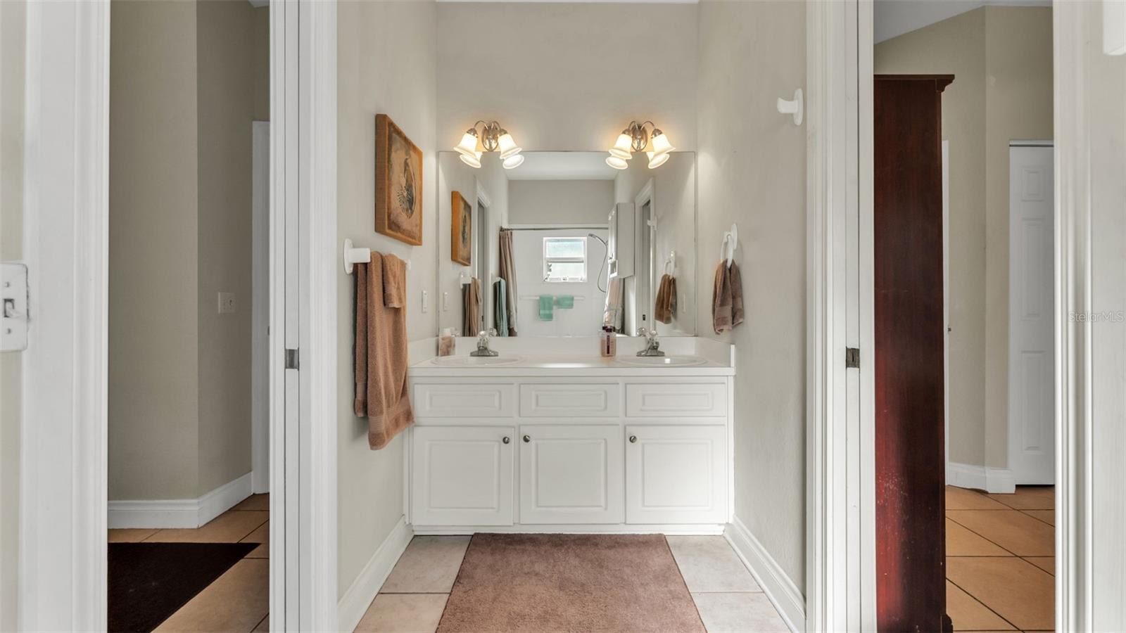 Image 30 of 45 For 6760 Englelake Drive