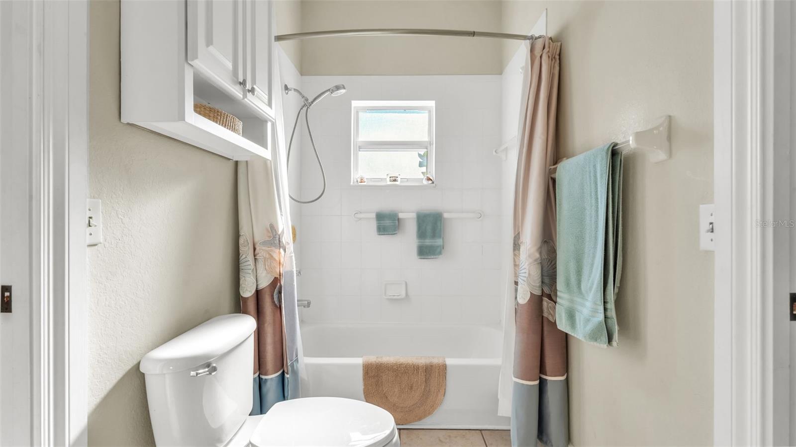 Image 31 of 45 For 6760 Englelake Drive