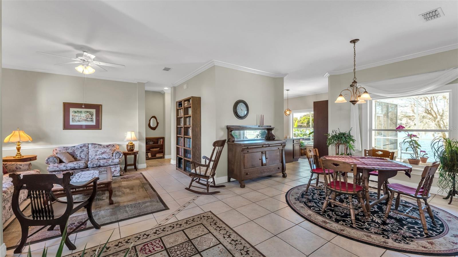 Image 6 of 45 For 6760 Englelake Drive