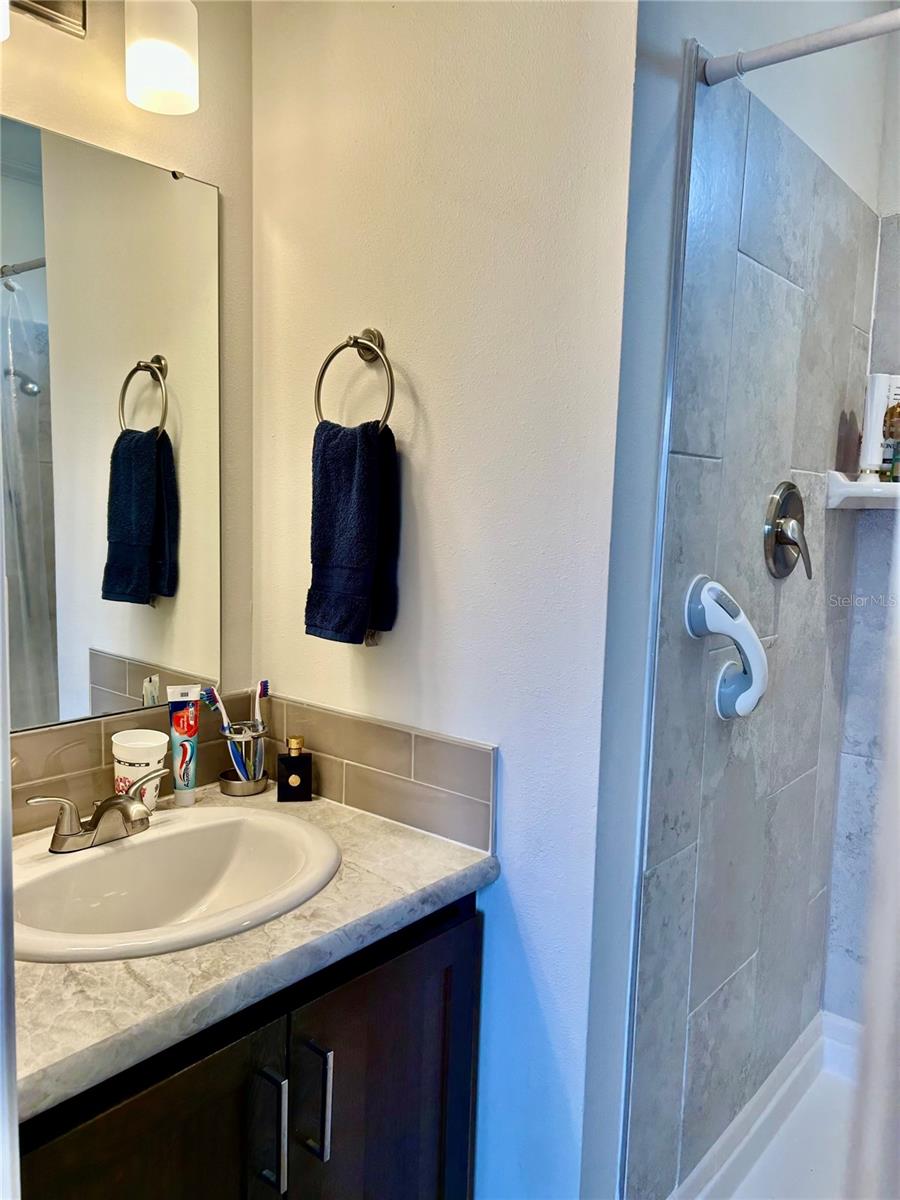 Image 26 of 35 For 4625 Palm Drive