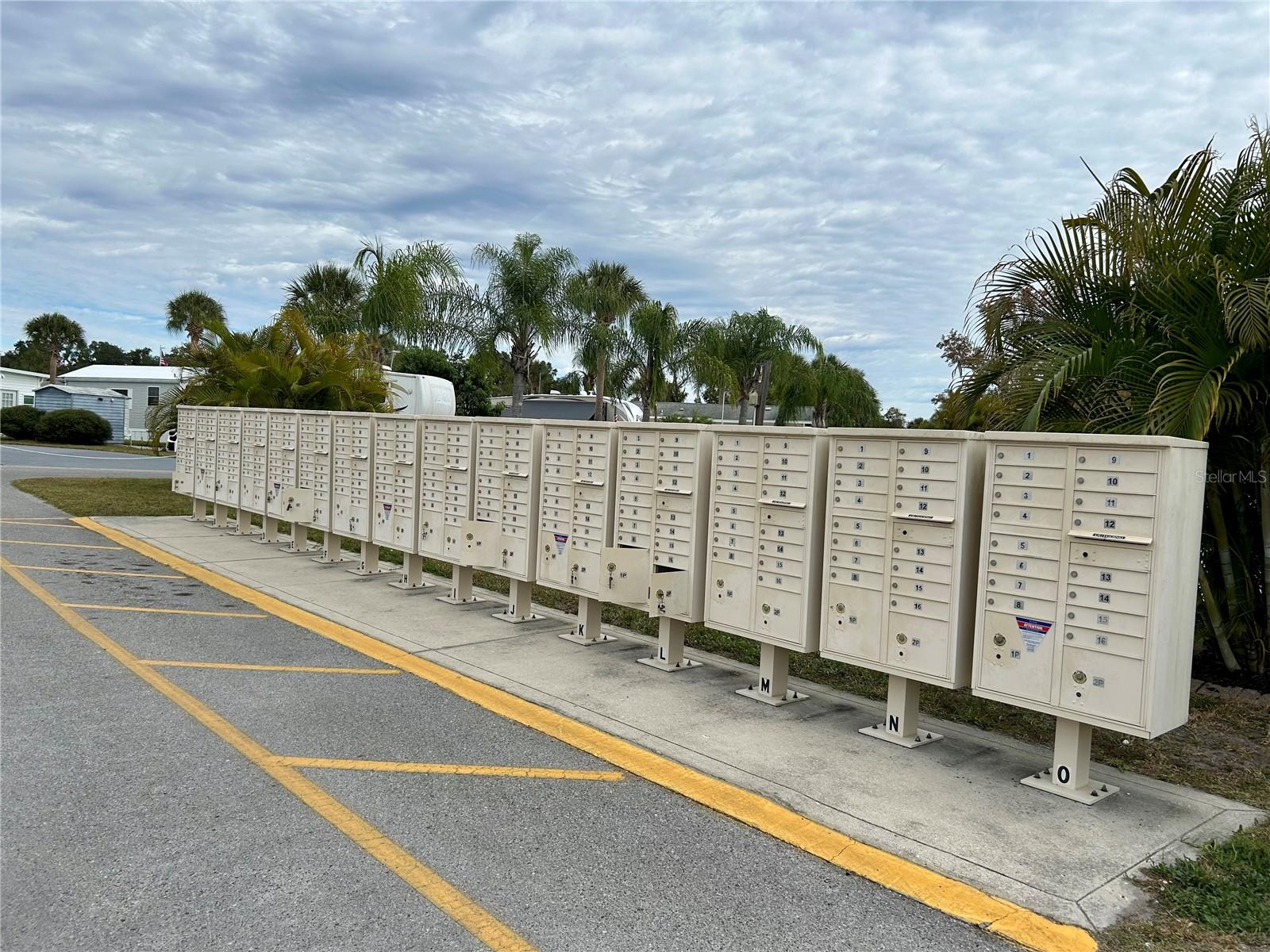 Image 33 of 35 For 4625 Palm Drive