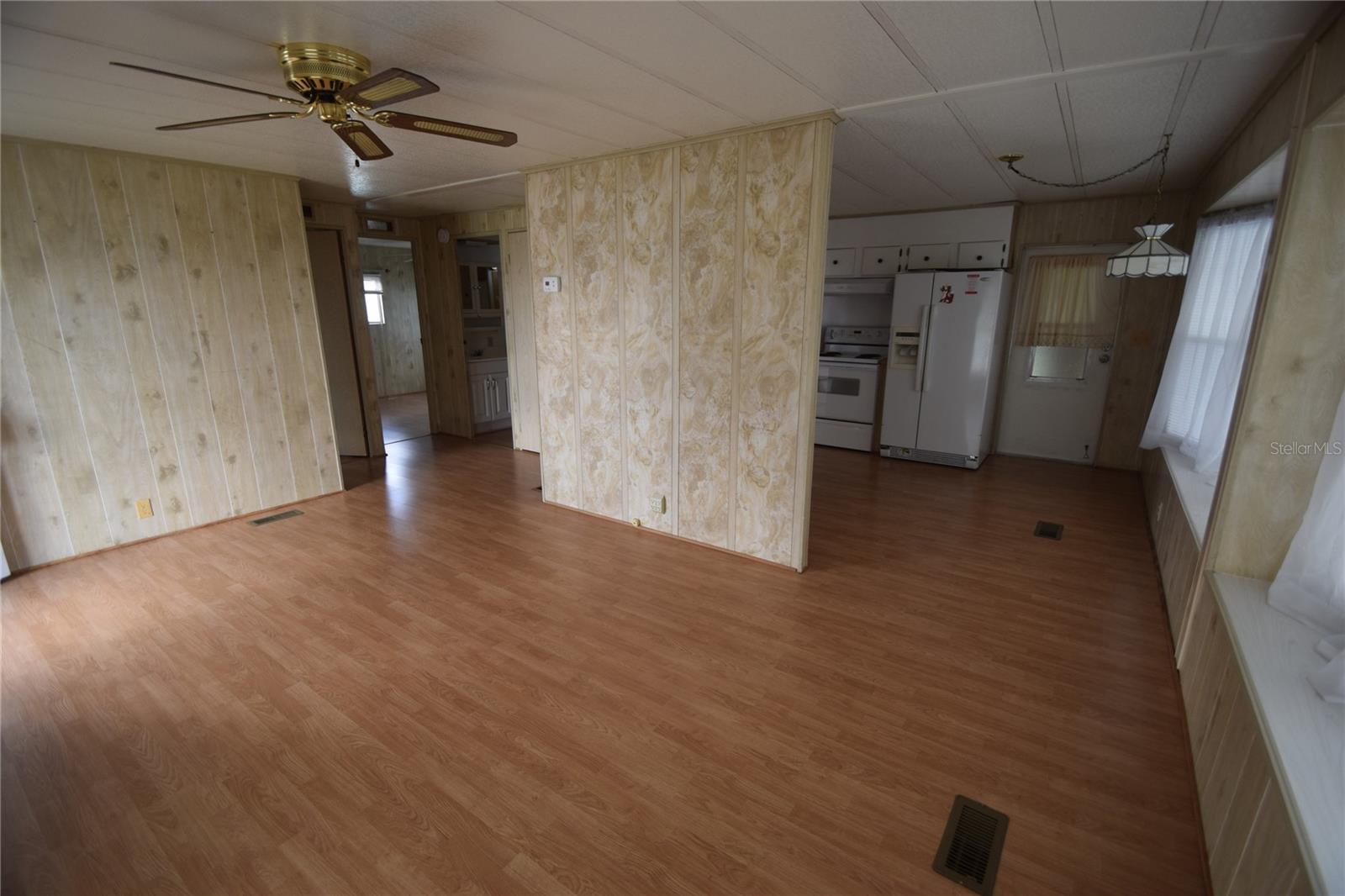 Image 8 of 12 For 1567 Longbow Drive