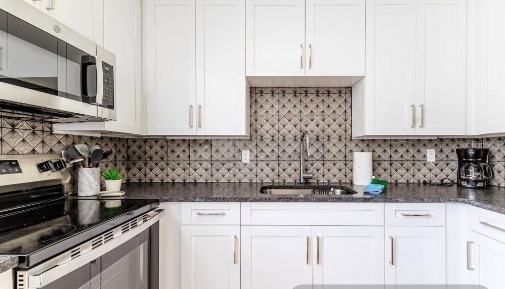 Image 16 of 21 For 122 Belmar Street C-e