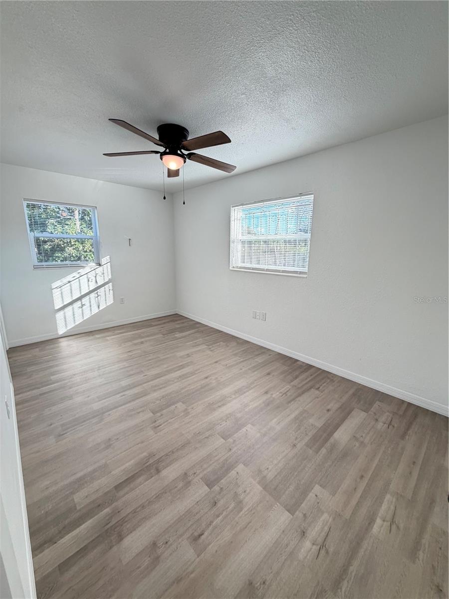 Image 18 of 25 For 1423 Webster Avenue