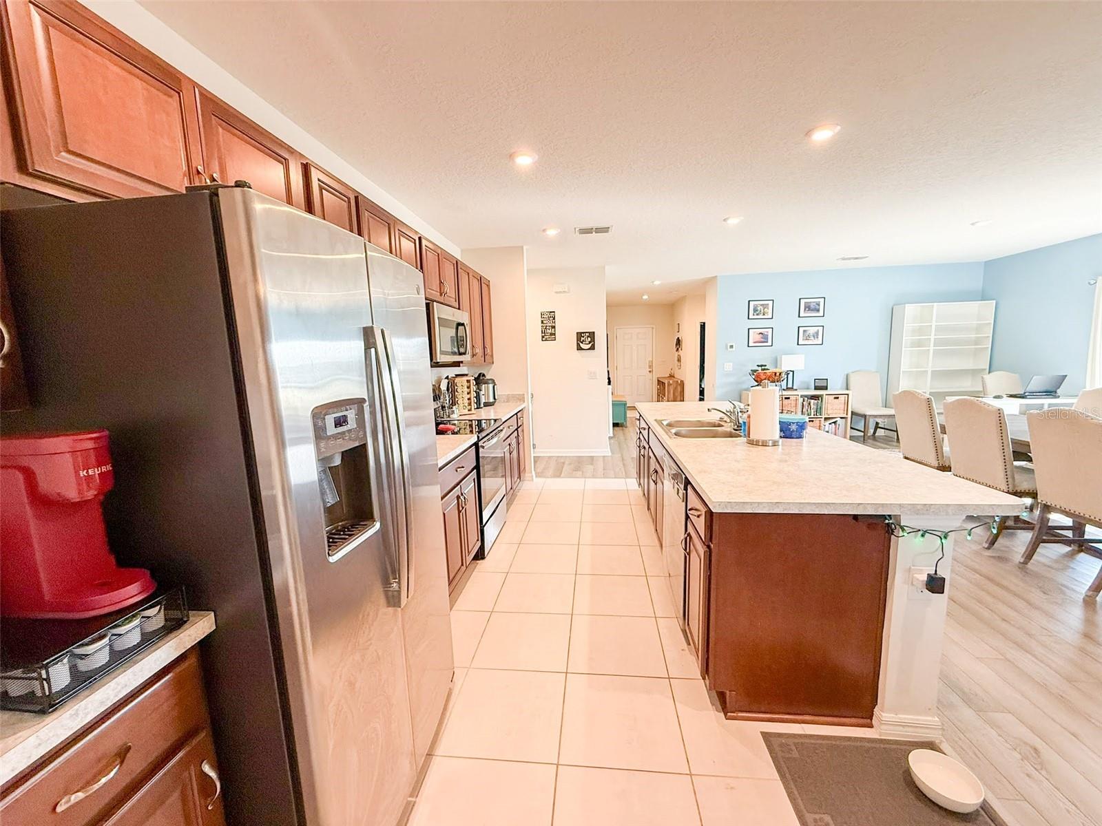 Image 11 of 79 For 141 Hamlet Loop