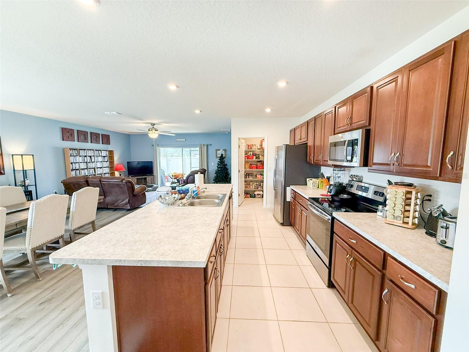 Image 15 of 79 For 141 Hamlet Loop