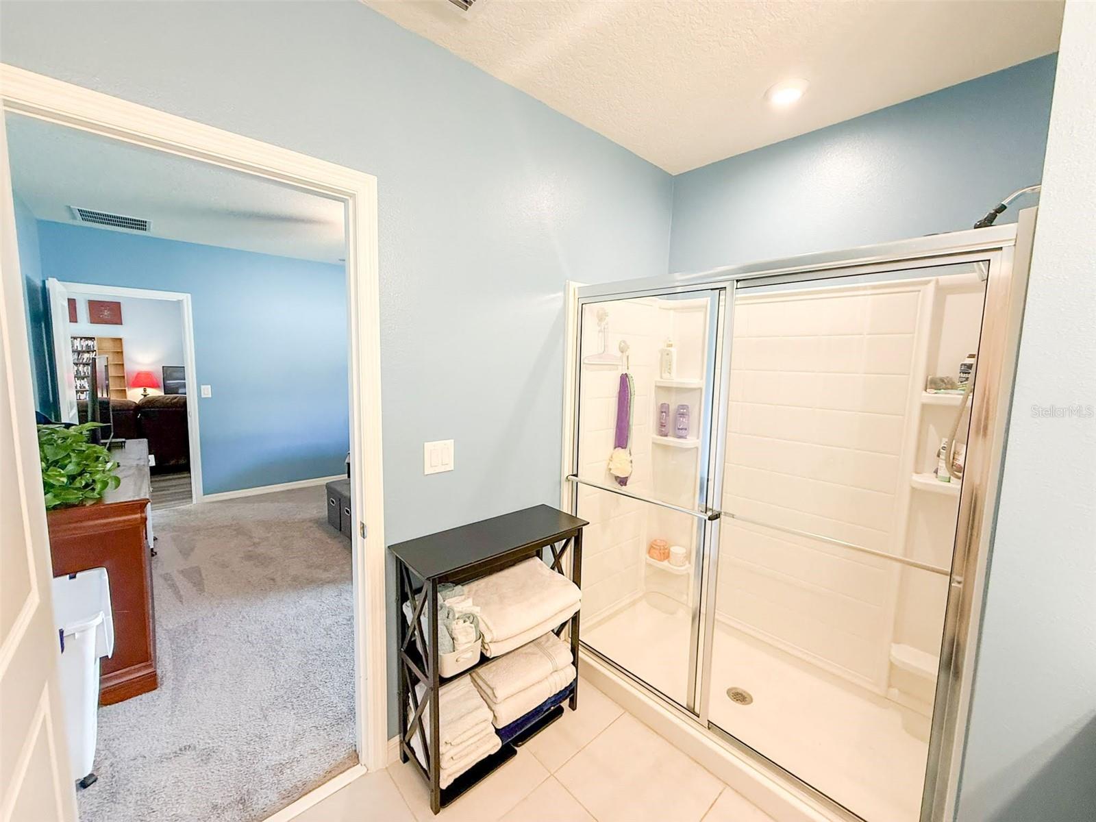 Image 43 of 79 For 141 Hamlet Loop