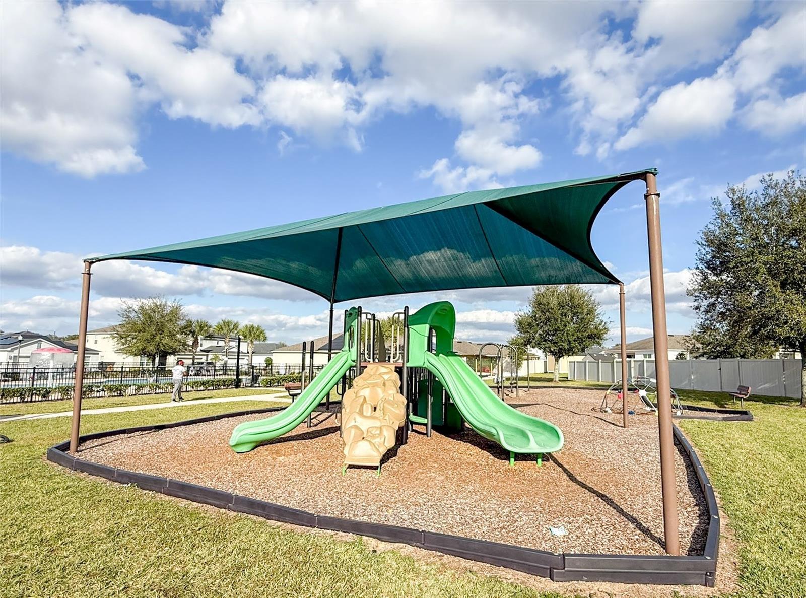 Image 50 of 79 For 141 Hamlet Loop