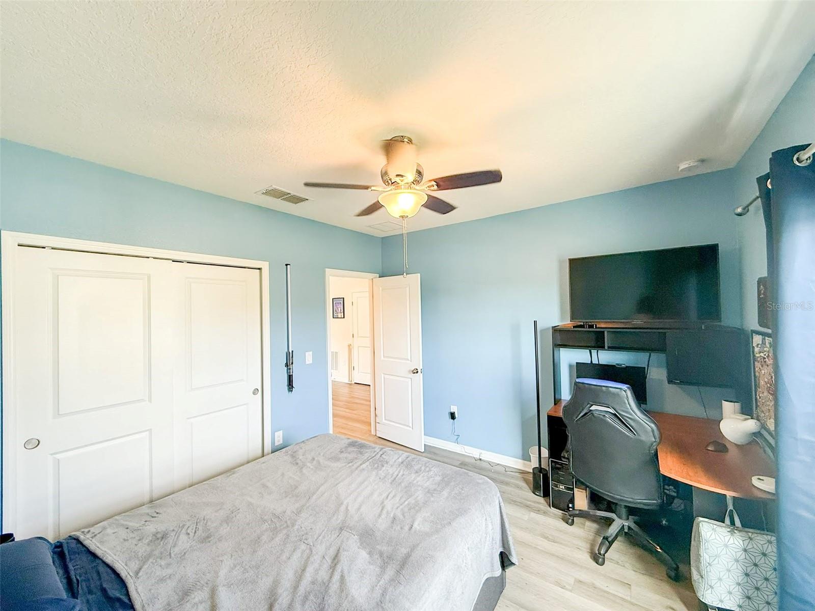 Image 58 of 79 For 141 Hamlet Loop