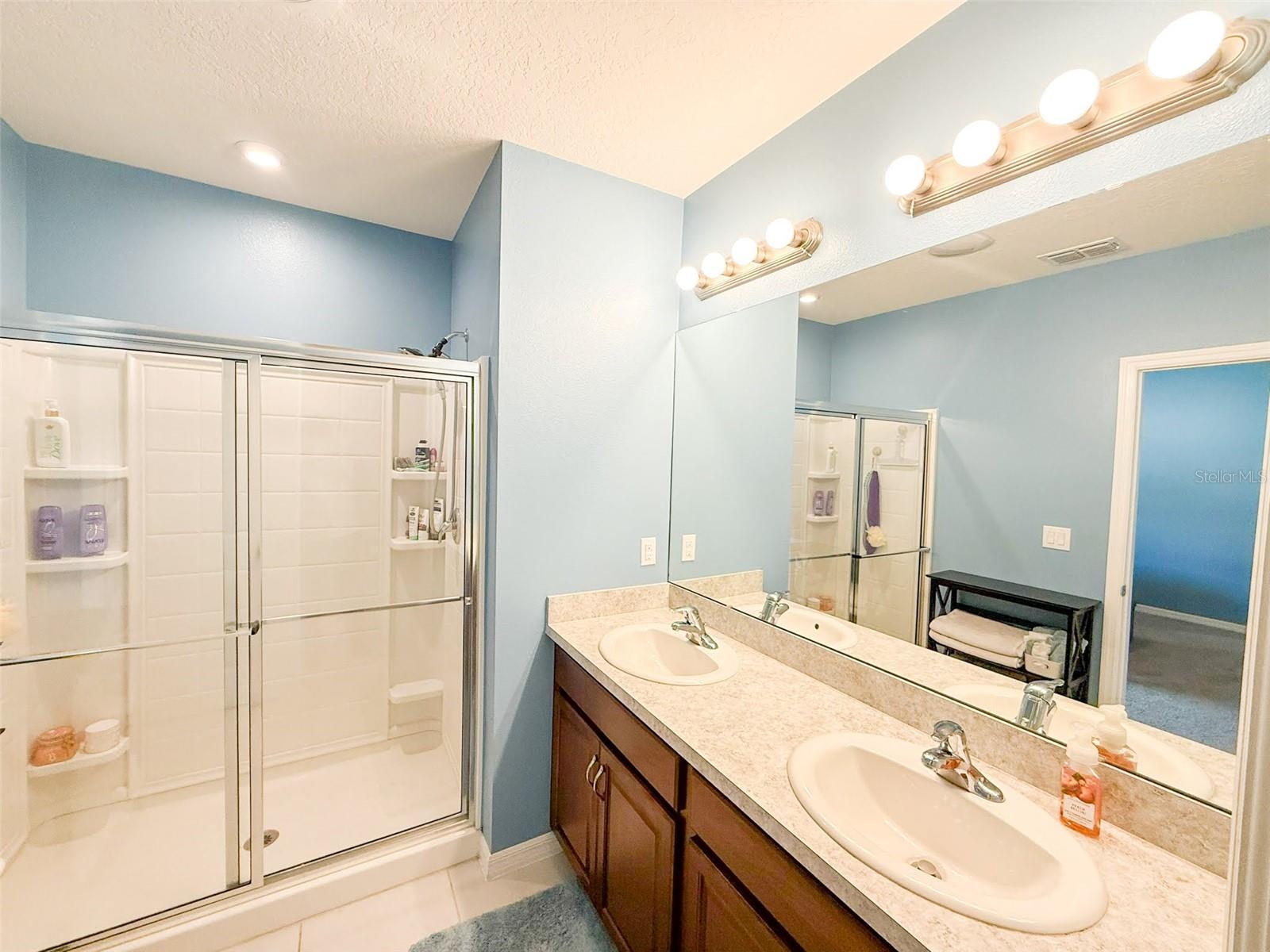 Image 59 of 79 For 141 Hamlet Loop