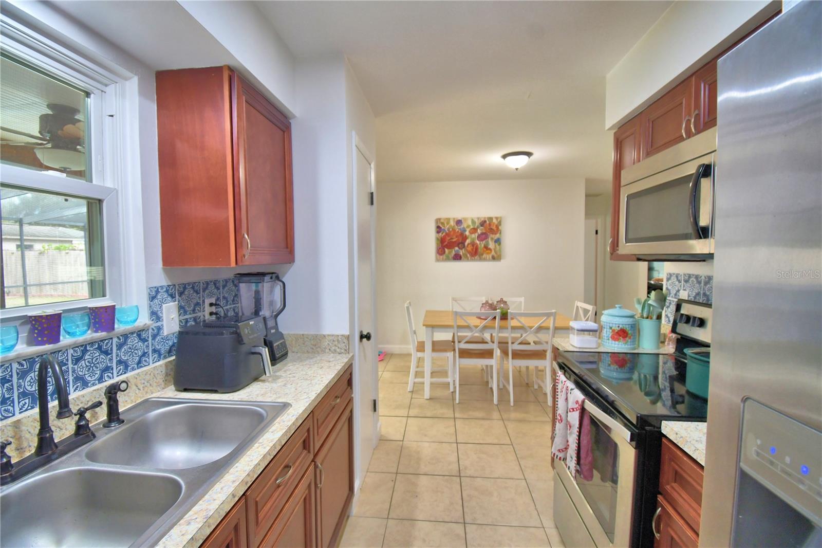 Image 18 of 57 For 7233 Thomas Jefferson Circle W